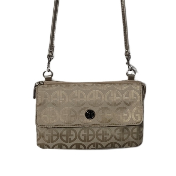 Gianni Bernini Crossbody/Wristlet Zip Top GB Logo Purse Gold Silver Hardware - Picture 1 of 16